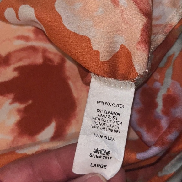 Entro Floral Flowy Blouse Size Large - Picture 5 of 5